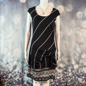Max Studio sz S Black and White Asymmetrical Cap Sleeve Dress with Front Tie